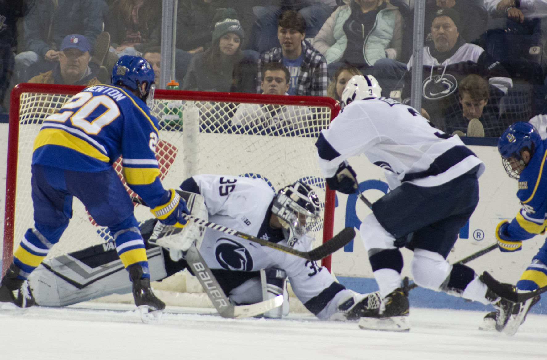 Men's Hockey vs. Alaska-Fairbanks, Autio (35) and Denaples (3)